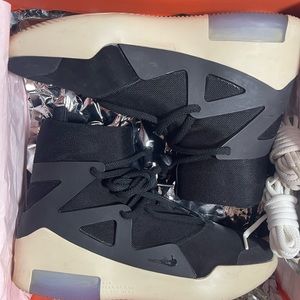 100% authentic Fear of god 1st high cream sole